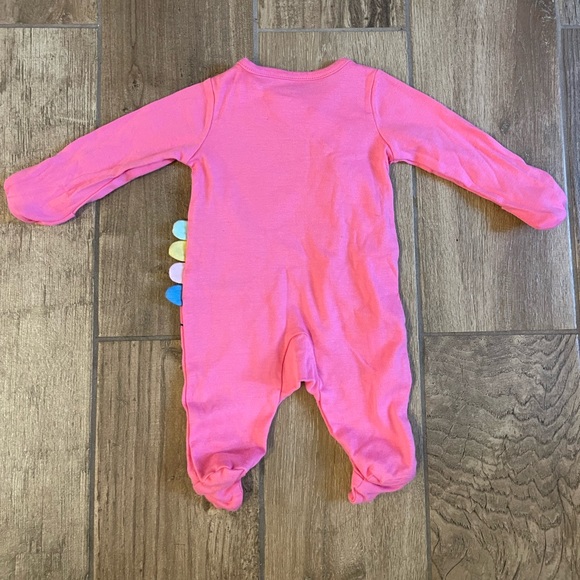 Carter’s Baby Girl Infant/Newborn One Piece - Picture 2 of 3